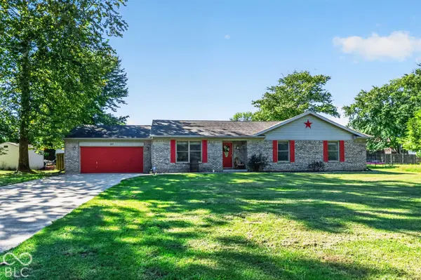 287 Big Horn LN, Seymour, IN 47274