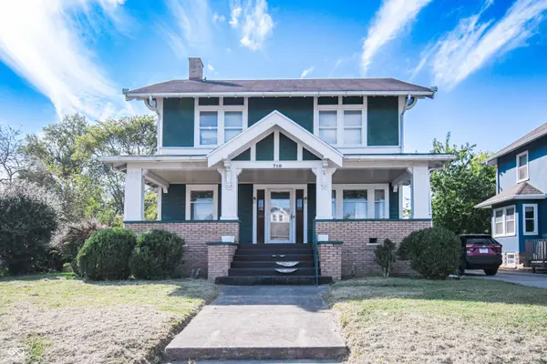 718 S Walnut ST, Seymour, IN 47274