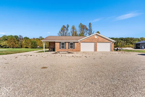 8220 W County Road 830 S, Paris Crossing, IN 47270