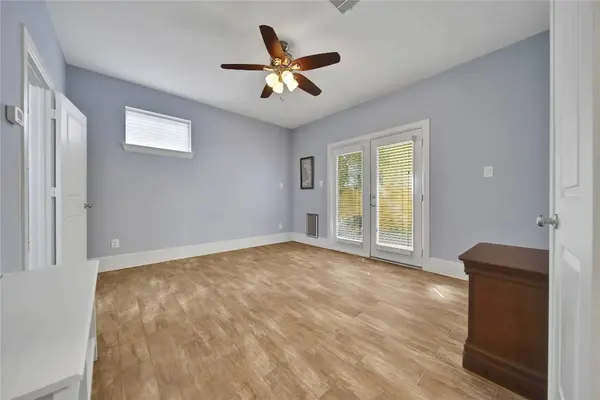 5209 Gibson ST #A, Houston, TX 77007