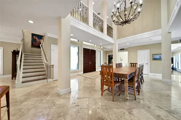 248 Bryn Mawr CIR, Hunters Creek Village, TX 77024