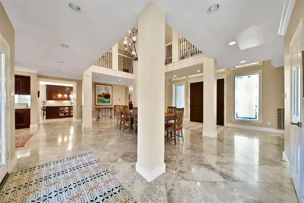 248 Bryn Mawr CIR, Hunters Creek Village, TX 77024