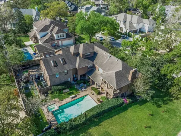 248 Bryn Mawr CIR, Hunters Creek Village, TX 77024