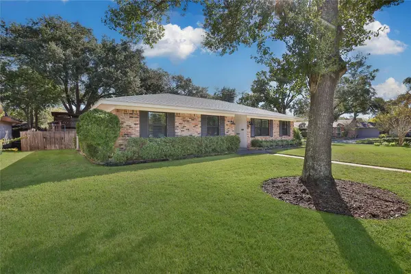 4402 Fallbrook DR, Houston, TX 77018