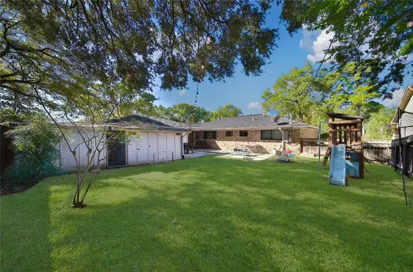 4402 Fallbrook DR, Houston, TX 77018