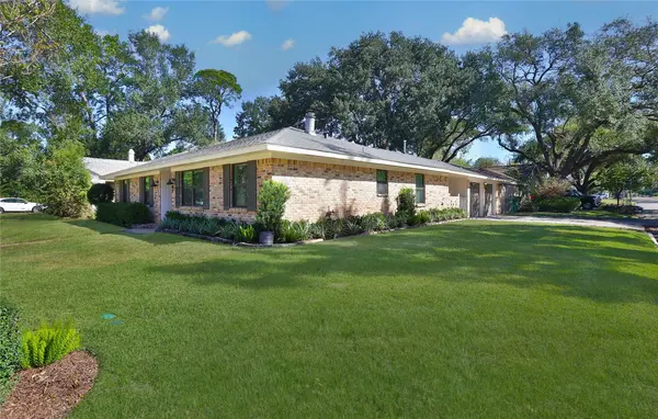 4402 Fallbrook DR, Houston, TX 77018