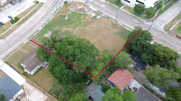 7003 Woodridge DR, Houston, TX 77087