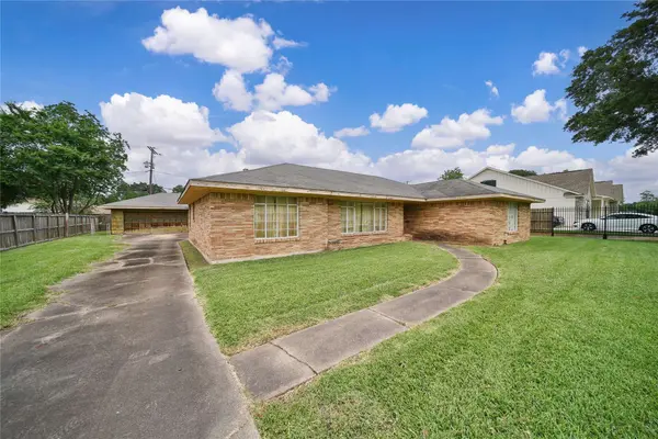 4011 Grimes ST, Houston, TX 77087