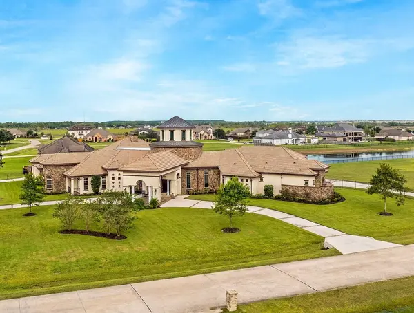 418 Lakeview BLVD, Dickinson, TX 77539