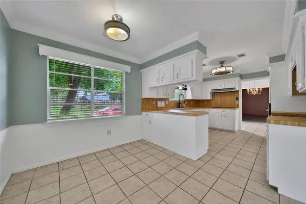 4902 Dunsmere ST, Houston, TX 77018