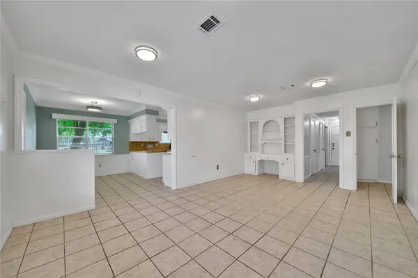 4902 Dunsmere ST, Houston, TX 77018