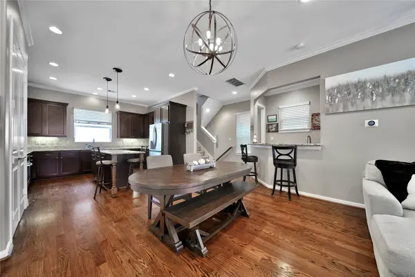 219 W 27th ST #H, Houston, TX 77008