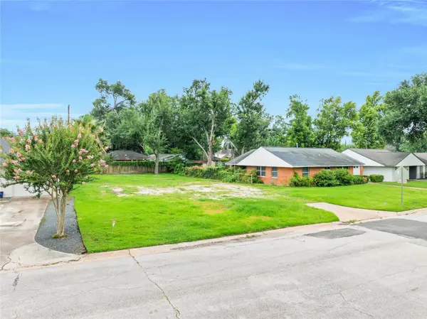 2023 Lamonte LN, Houston, TX 77018
