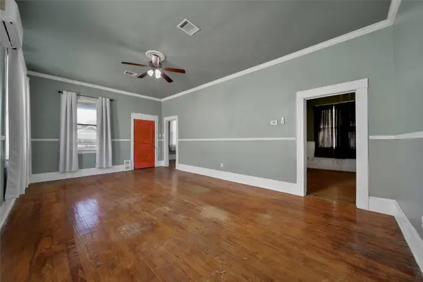 207 Northwood ST, Houston, TX 77009