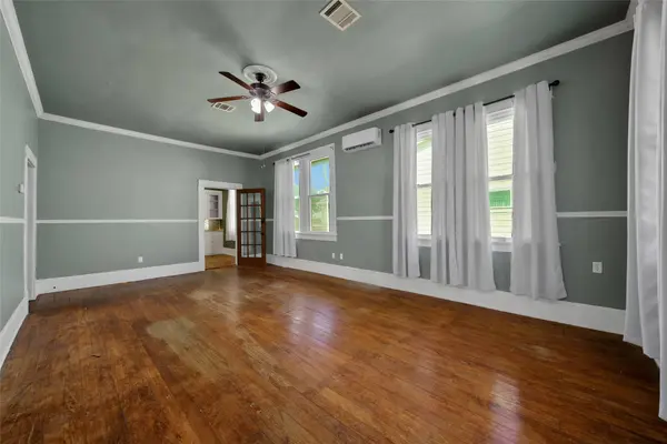 207 Northwood ST, Houston, TX 77009