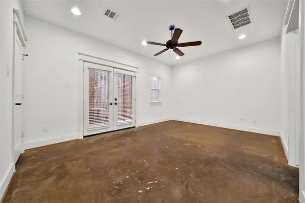 108 Riley LN, Houston, TX 77003