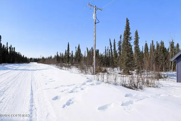 29088 Dunroamin AVE, Sterling, AK 99672