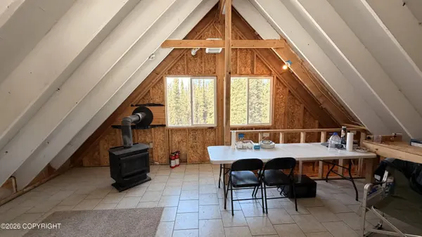 29088 Dunroamin AVE, Sterling, AK 99672