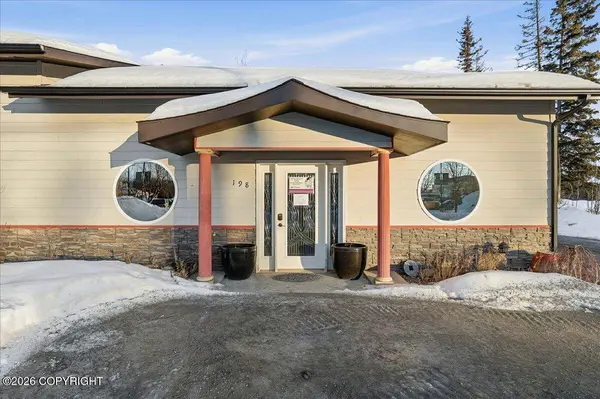198 W Marydale AVE, Soldotna, AK 99669