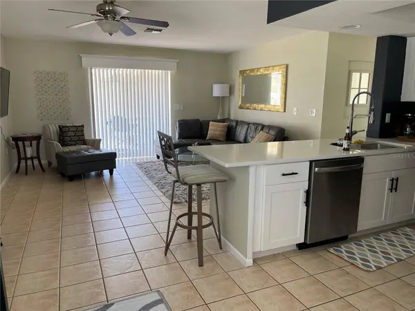 1774 MOVA ST, Sarasota, FL 34231