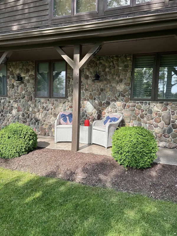 N3231 Tipperary Point Road, Poynette, WI 53955