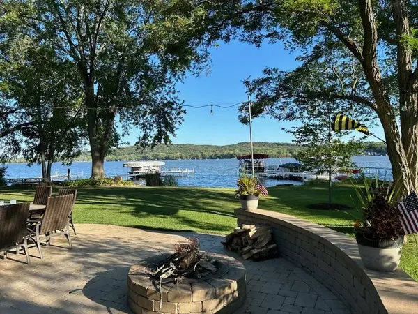 N3231 Tipperary Point Road, Poynette, WI 53955