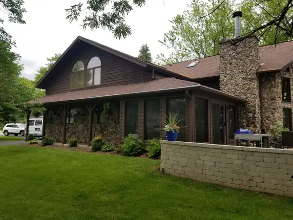 N3231 Tipperary Point Road, Poynette, WI 53955