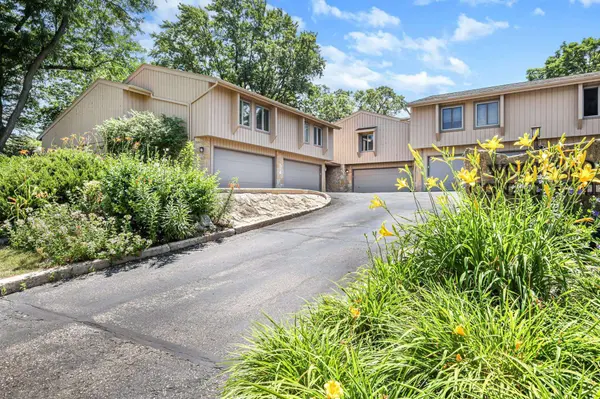 7305 Donna Drive, Middleton, WI 53562-1735