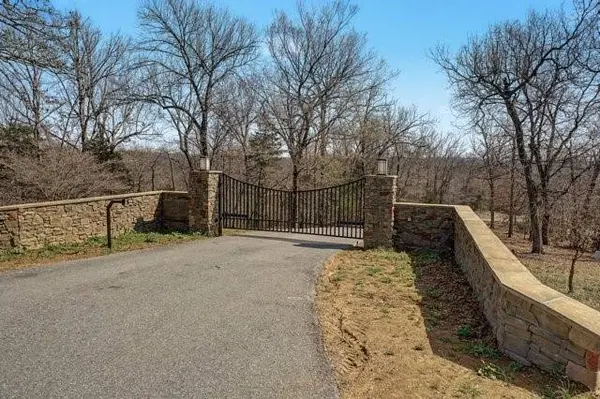 Lot 1 Hinchingbrooke Ln, Garfield, AR 72732