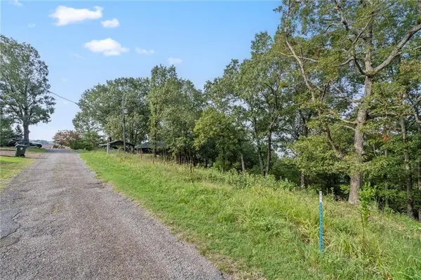 Lot 10 Hillcrest Rd, Eureka Springs, AR 72631