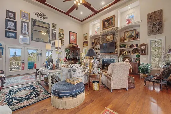 83 Sailboat Dr, Holiday Island, AR 72631