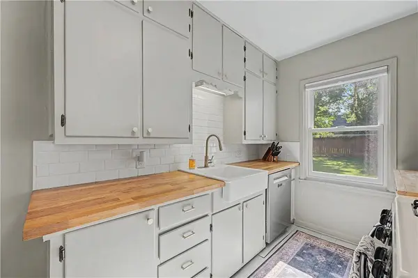 610 South Oak Hill St, Siloam Springs, AR 72761