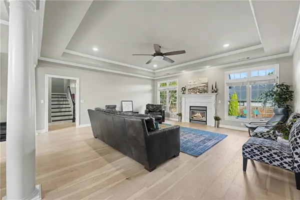 57 Stonehenge Dr, Bentonville, AR 72712