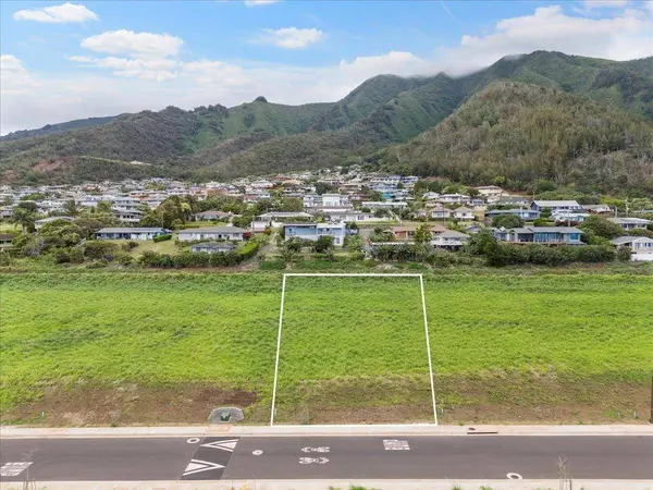 563 Kauna Lipo Dr, Wailuku, HI 96793