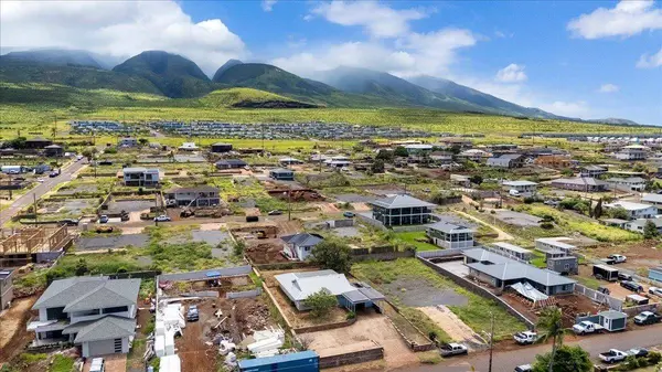 1648 Ainakea Rd, Lahaina, HI 96761