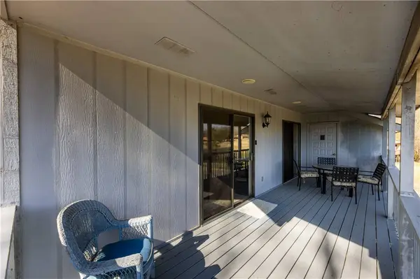 29 Eleanor Ln, Bella Vista, AR 72714