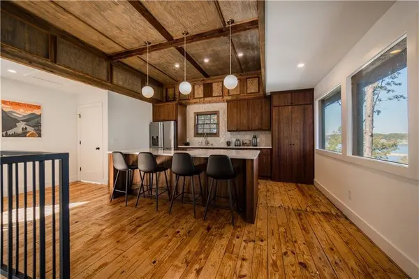 8485 Cedar Ter, Rogers, AR 72756
