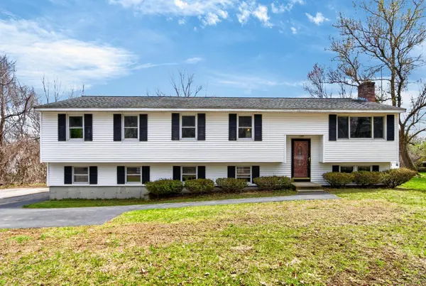 73 Nashua Rd, Pepperell, MA 01463-1441