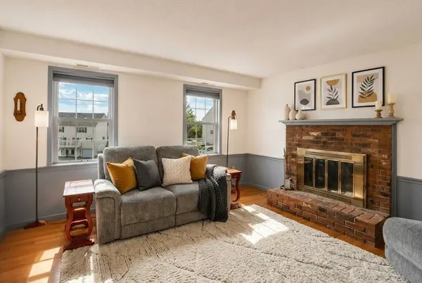 53 Century Way #53, Gardner, MA 01440