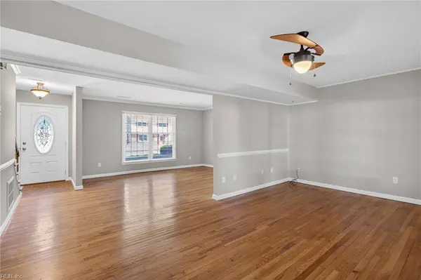 1059 Clipper DR, Hampton, VA 23669