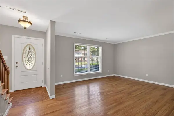 1059 Clipper DR, Hampton, VA 23669