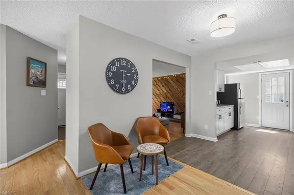 4912 Denny DR, Virginia Beach, VA 23464