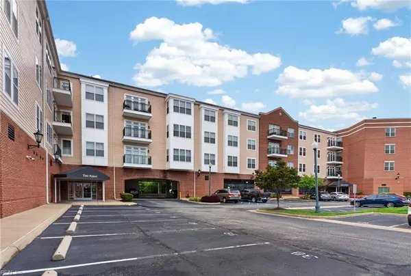 670 Town Center DR Unit 404