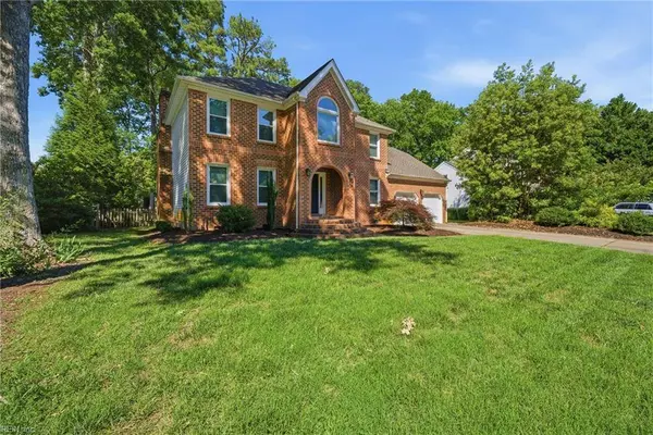 336 Spice Bush CT, Chesapeake, VA 23320
