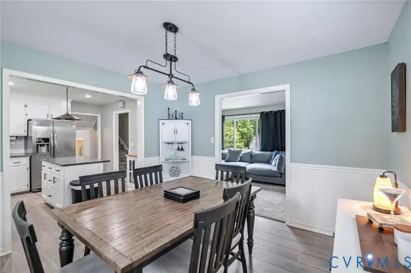4221 Whitebirch DR, Chester, VA 23831