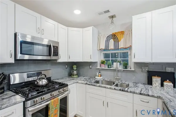 2506 Exhall CT, Chester, VA 23831