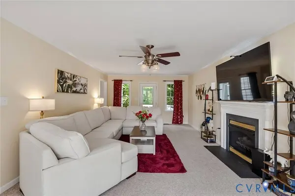 9300 Upshur DR, North Chesterfield, VA 23236