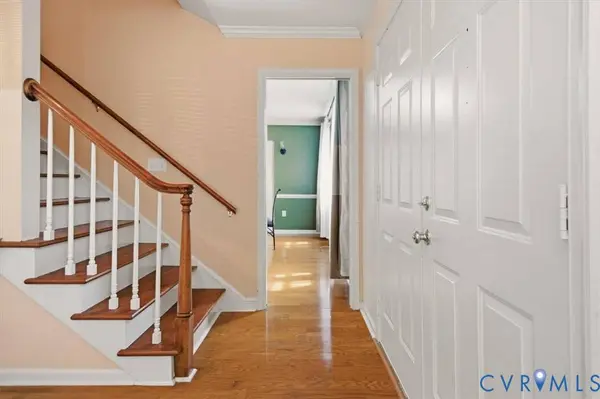 4508 Ridgecrest LN, Colonial Heights, VA 23834
