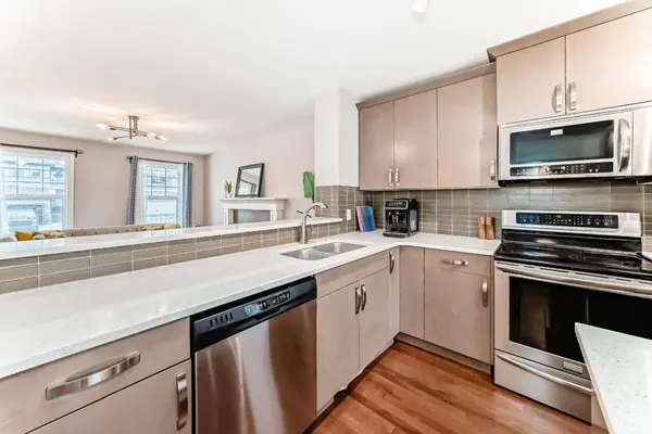 1248 Kings Heights RD SE, Airdrie, AB T4A0L6