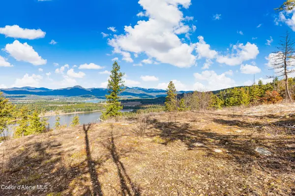 NNA Luna Ridge Dr, Sagle, ID 83860